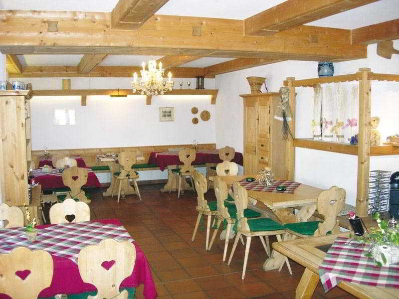 Hotel Madrisajoch 셍트안토닌 레스토랑 사진